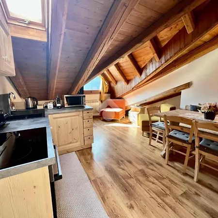 Mansarda Panoramica A Temu- Comprensorio Ponte Di Legno-tonale Apartamento Temù