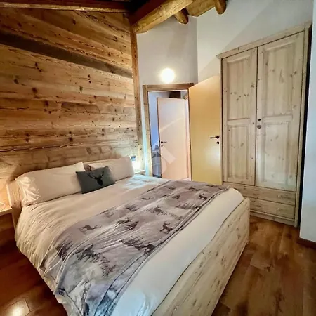 Mansarda Panoramica A Temu- Comprensorio Ponte Di Legno-tonale Temù