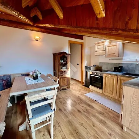 Mansarda Panoramica A Temu- Comprensorio Ponte Di Legno-tonale Apartamento