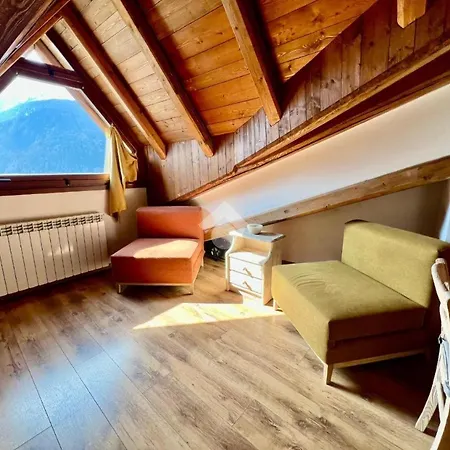 Mansarda Panoramica A Temu- Comprensorio Ponte Di Legno-tonale Apartamento